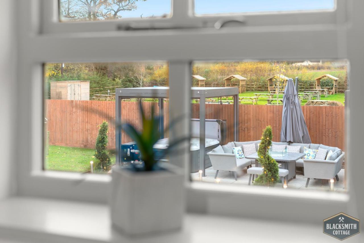6Br Luxury Cottage, Hot Tubs, Hoar Cross, Staffordshire Newborough  Εξωτερικό φωτογραφία